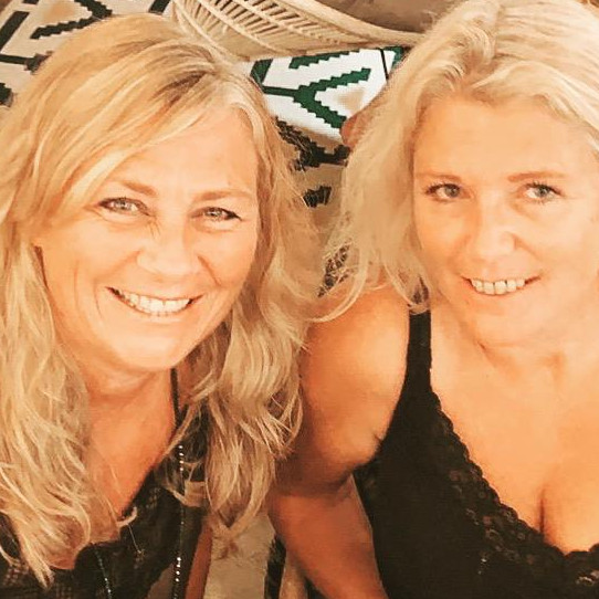 Shutter Hut Ladies Team