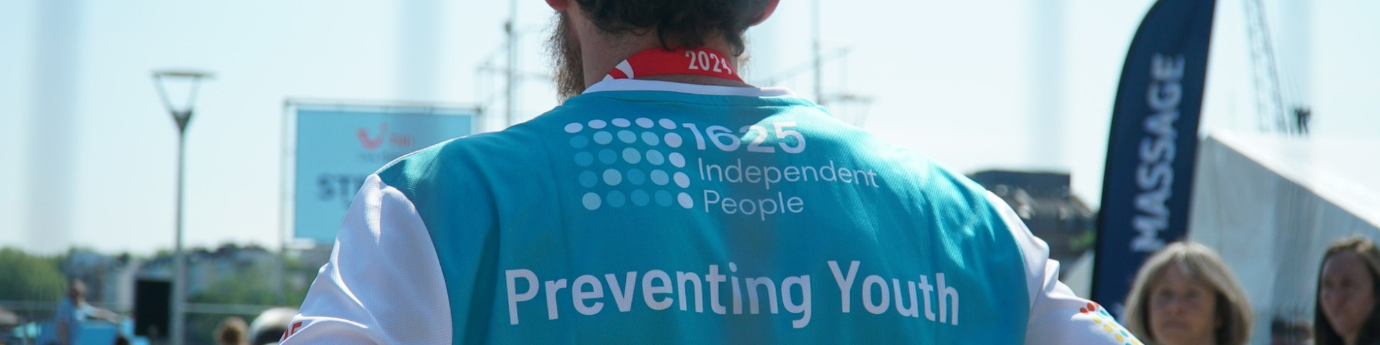 1625 Independent People